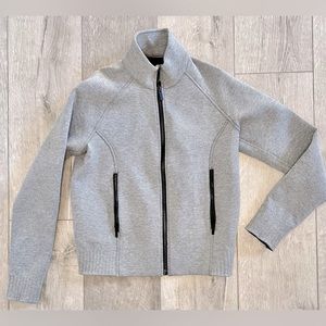 Lululemon jacket size 6